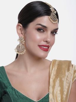 I Jewels - Gold Plated Traditional Kundan Pearl Earrings & Maang Tikka (Te2872W)