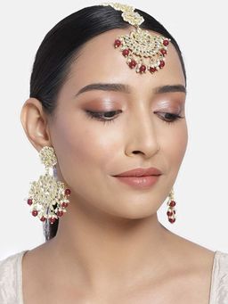 I Jewels - Gold Plated Traditional Kundan & Pearl Earrings with Maang Tikka (Te2911M)