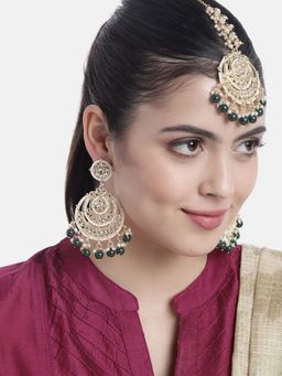 I Jewels - Gold Plated Traditional Kundan & Pearl Earrings with Maang Tikka (Te3002G)