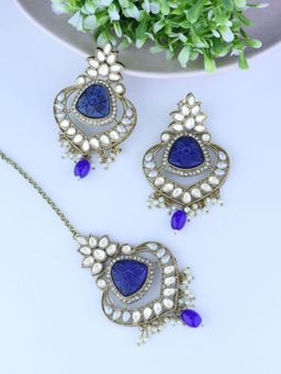 I Jewels - Gold Plated Traditional Pearl Kundan Earrings with Maang Tikka (Te3031Bl)