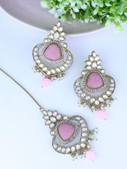 I Jewels - Gold Plated Traditional Pearl Kundan Earrings with Maang Tikka (Te3031Pi)