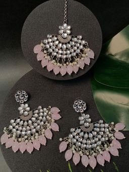 I Jewels - Silver Oxidised Stylish Kundan Pearl Earrings with Maang Tikka (Te3106Zpi)