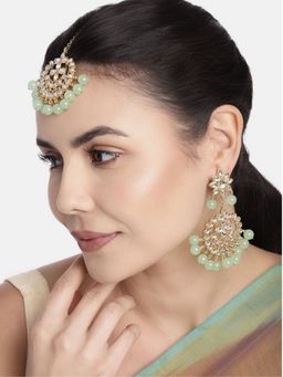 I Jewels - Gold Plated Traditional Kundan Pearl Earrings And Maang Tikka (Te7058Min)