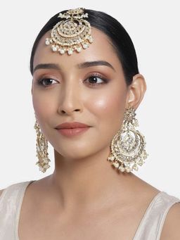 I Jewels - Gold Plated Traditional Chandbali Kundan Pearl Earrings Maang Tikka (Te7077W)