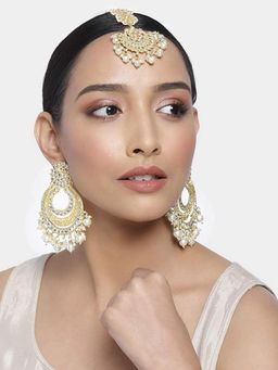 I Jewels - Gold Plated Traditional Kundan Pearl Earrings with Maang Tikka (Te2860Fl)