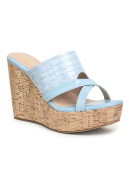 VALIOSAA - Textured Blue Wedges Heels