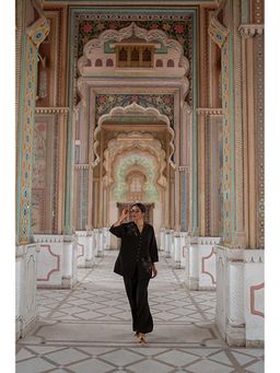 SPACE - Oversized Kala Cotton Pataka Black Shirt & Pant