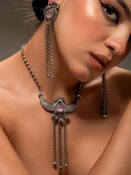 VENI - Silver-Plated Oxidised Choker Pink Jewellery Set