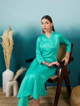 Gahan - Blue Ruby Cotton Blend Thread Embroidered Kurta with Pant