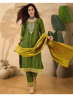 Gahan - Green Vichitra Zari Cording Embroidery Gotapatti Lace Kurta with Pant & Dupatta