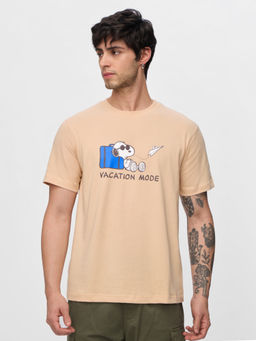 The Souled Store - Official Peanuts : Airplane Mode On Men T-Shirt