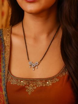 Digital Dress Room - Elegant Gold Plated Diamond Flower Pendant Design Mangalsutra