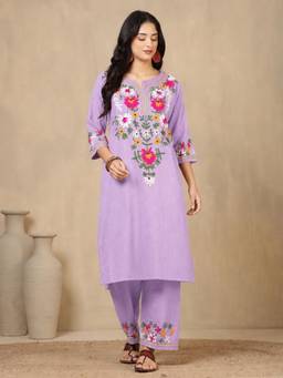Gahan - Women Pure Cotton Lavender Hand Embroidery Kurta with Pant