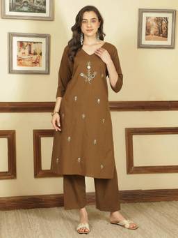 Gahan - Women Pure Cotton Brown Zari Embroidery Kurta with Pant