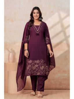 Gahan - Women Pure Cotton Jaal Embroidery Kurta with Pant & Dupatta - Wine