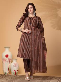 Gahan - Women Pure Cotton Brown Printed Kurta with Pant & Dupatta