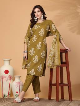 Gahan - Women Pure Cotton Placement Printed Kurta with Pant & Dupatta - Green
