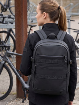 REDHORNS - Black Water Resistant Unisex Laptop Backpack 20L Backpack For Business Travel