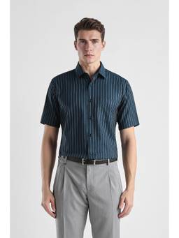 Van Heusen - Men Navy Custom Fit Striped Half Sleeves Formal Shirt