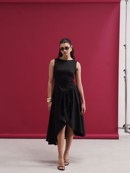 AMOSHI - Black Sylvie Midi Dress