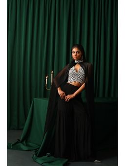 VANSHIKA AGARWAL LABEL - Women Black Nori Top with Sharara