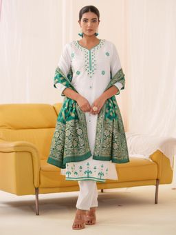 Gahan - Raw Silk Festive Embellished Brocade White Kurta Pant & Contrast Dupatta (Set of 3)