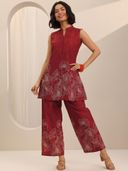 Red color option, Sold out, Currently selected