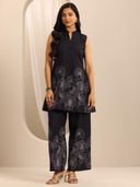 Navy Blue color option, Sold out, Currently selected