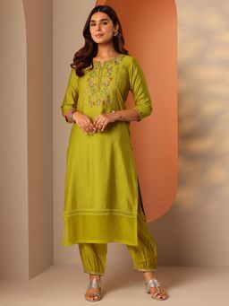 Libas - Women Green Floral Embroidered Kurta with Pant and Dupatta