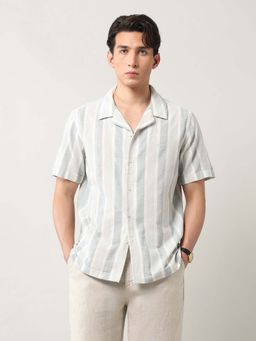 Arrow - Men Vertical Striped Relaxed Fit Shirt
