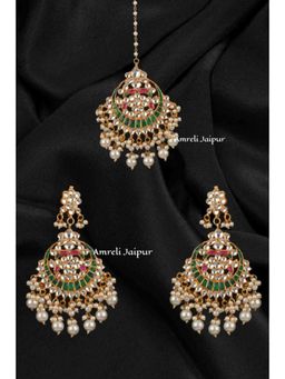 Amreli Jaipur - Zinaida Pachi Kundan Earrings With Maangtika