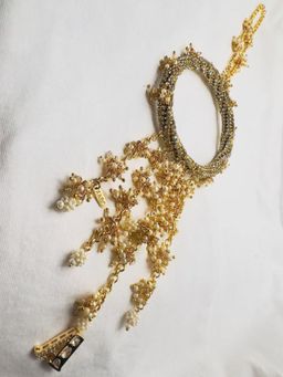 XAGO - Le Aruni White Pearl and Kundan Bracelet