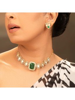 XAGO - Sanhita Green Stone And Moissanite Polki Studded Necklace Set
