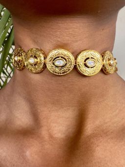 XAGO - Le Selena Gold And White Kundan Necklace