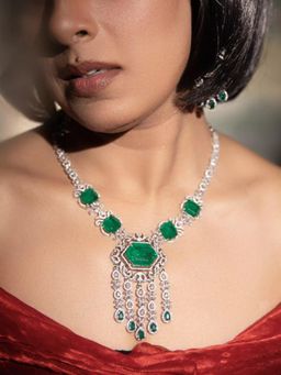 XAGO - Ariadana Green Doublet Stone Long Necklace