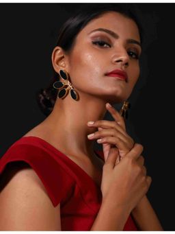 XAGO - Elena Black Onyx Studs