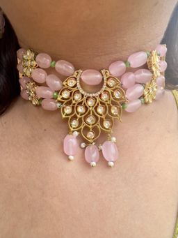 XAGO - Le Antonio Pink Beads and White Khundan Necklace Set