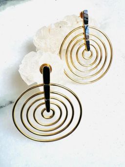 XAGO - Belva Studs Earrings