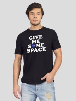 Greylongg - Black Comfortable Men Round Typography Neck T-Shirt