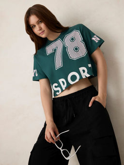 Outzidr - Green Cotton Graphic Cropped Boxy Casual Wear T-Shirt