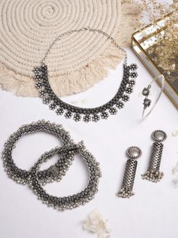 Teejh - by Joker and Witch Madukila Silver Oxidised Jewelry Gift Set