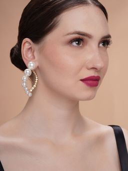 Isharya - Amara CZ Pearl Harp Earrings in 18kt Gold Plated