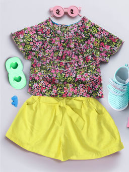 Bella Moda - Girls Multi-Color Floral Top with Shorts & Belt (Set of 3)