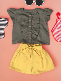 Bella Moda - Girls Green & Yellow Self Design Top with Shorts & Belt (Set of 3)