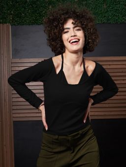 AAREIN - Ribbed Halter Neck Black Top