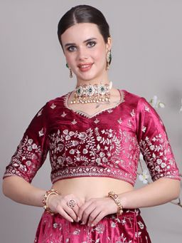 Ethnovog - Ready To Wear Classic Pink Velvet Embroidered Blouse