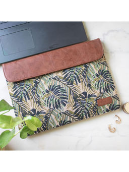 HAMELIN - Zeus Macbook Sleeve and Laptop Sleeve Maple