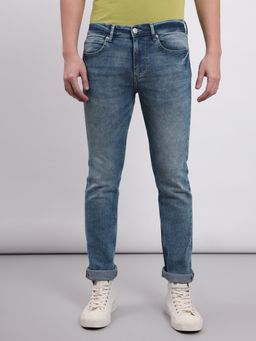 Lee - Men Blue Travis Slim Fit Mid Rise Light Fade Jeans
