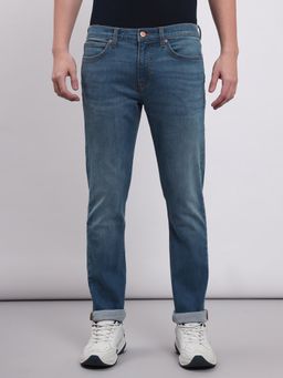 Lee - Men Blue Travis Slim Fit Mid Rise Light Fade Jeans