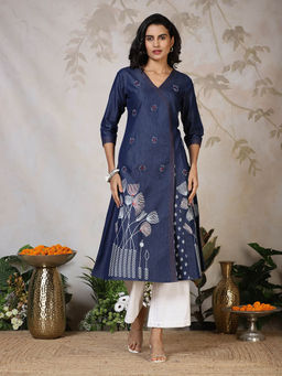 MEENA BAZAAR - Blue Denim Embroidered Kurta